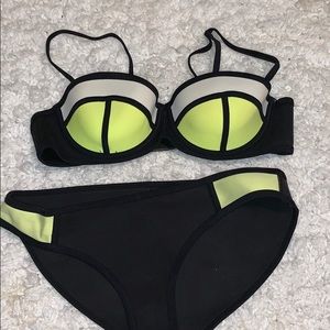 REAL Triangl bathing suit